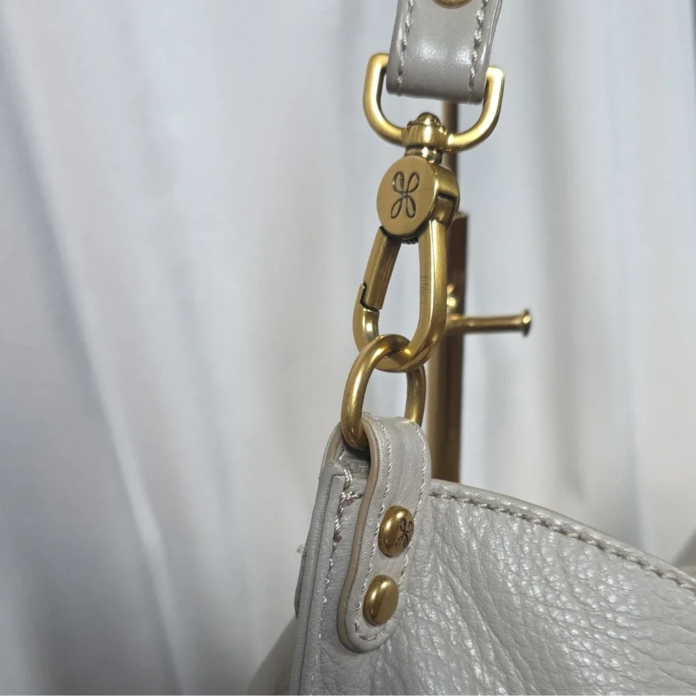 HOBO Pier Convertible Leather Shoulder Bag Crossbody – Birch Gray